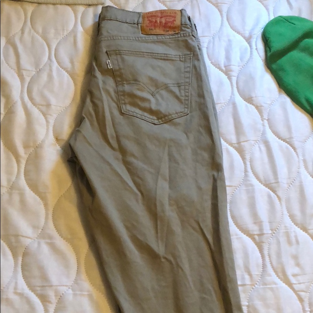 Levi khaki jeans